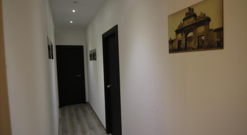 Hostal MH Fuencarral photo
