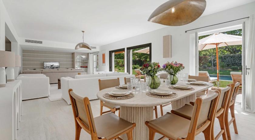 Exceptional villa- AC- 5BR-10P- Baie des Canebiers - image 28