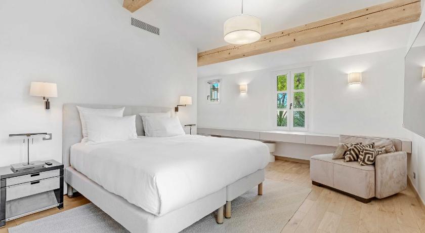 Exceptional villa- AC- 5BR-10P- Baie des Canebiers - image 37