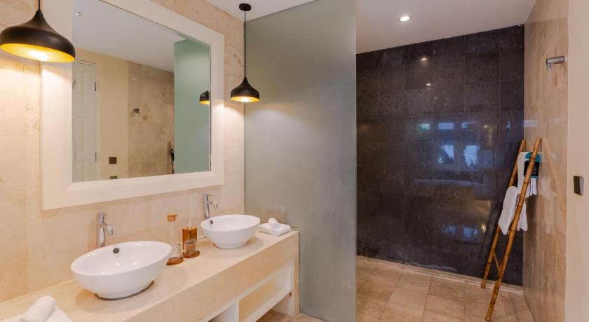 Boholuma Villas by Pertama Stay - image 25