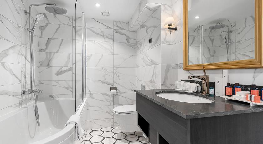Image of Junior Suite (2 Adults) 2