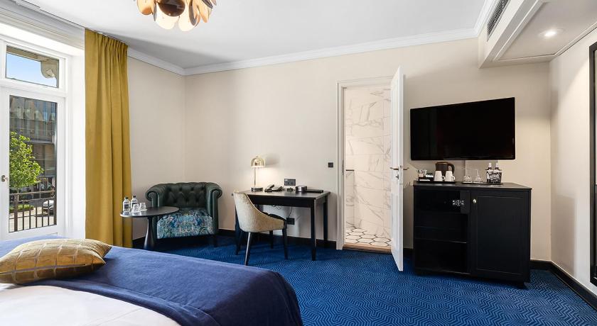 Image of Superior Queen Room 4
