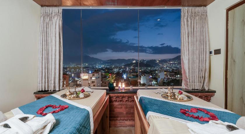 Aarya Hotel & Spa - image 13