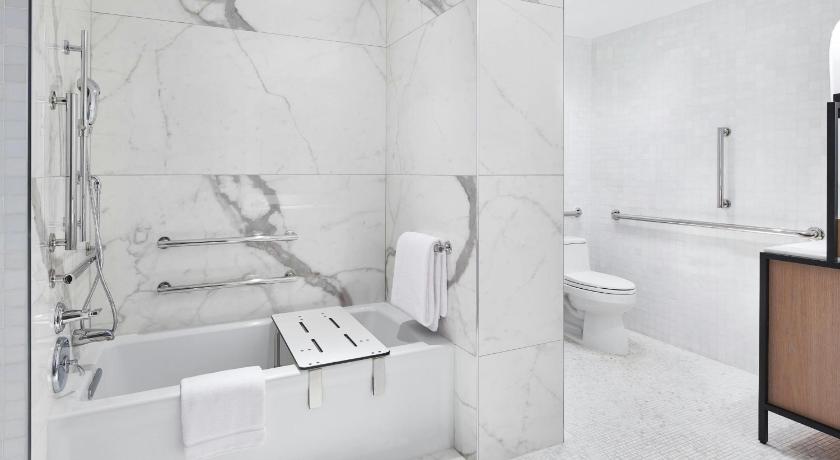 Image of One-Bedroom Apartment, 1 Bedroom Apartment, 1 King, Sofa Bed, Central Park View 9