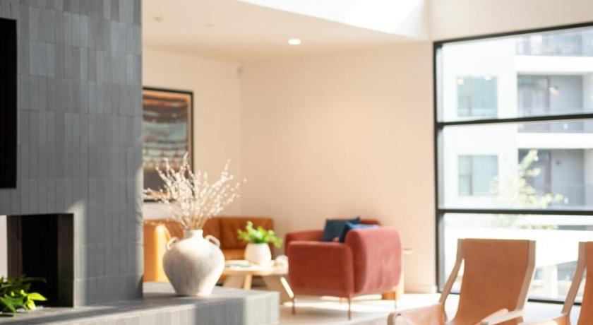 オースティン Casita Longhorn - Mins to Q2 - Gym plus Fast WiFi 4つ星 宿泊施設 外観