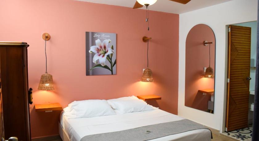 MUGUET HOUSE GRANADA - image 35
