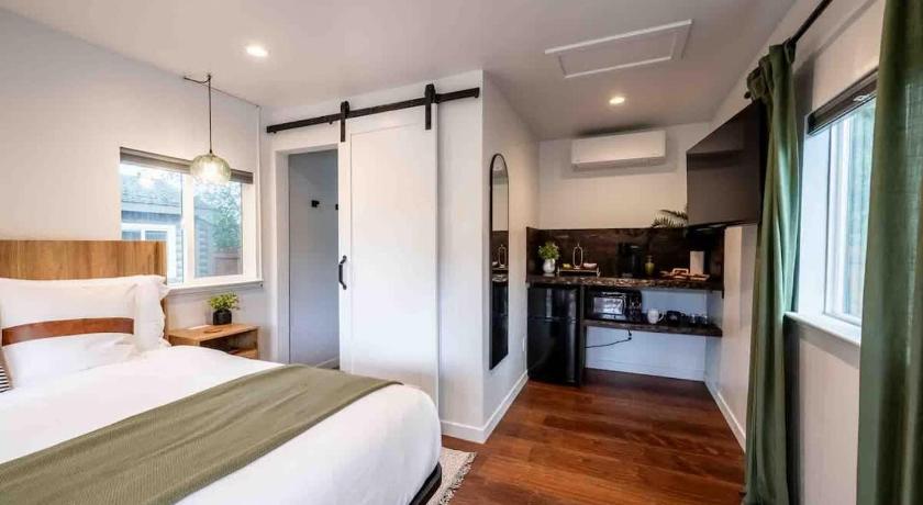 콜롬비아 (CA) Columbia Cabins Cabin 5 2성급 숙소 로비