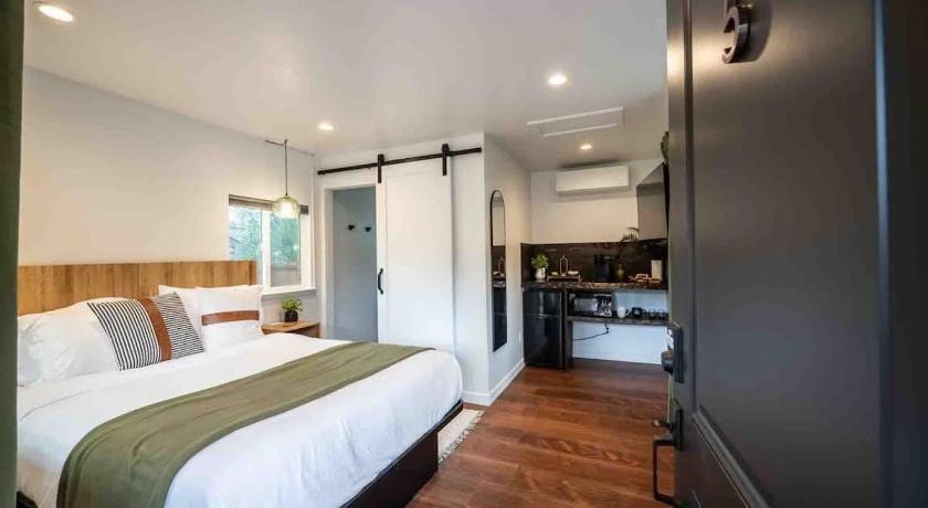 콜롬비아 (CA) Columbia Cabins Cabin 5 2성급 숙소 외관