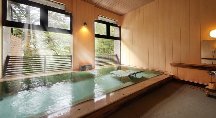 Swimming pool, Tsuganoki in Nikko