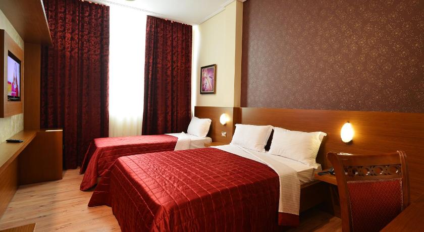 Twin Room, Hotel Austria in Tirana
