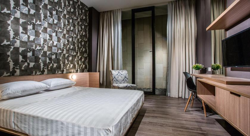 Upscale Suites