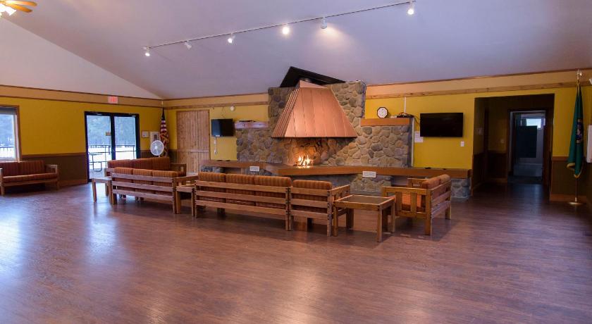 Leavenworth Camping Resort Lodge 1 photo