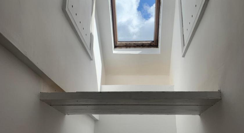 Image of Twin Room with View 4