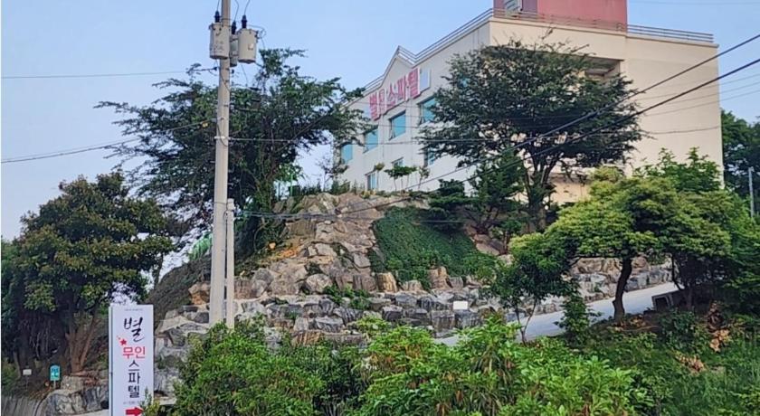 Haenam Star Spa Hotel Hotel exterior