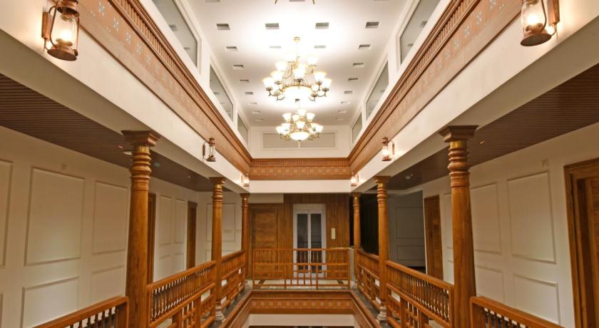 AKG Hotel - image 10