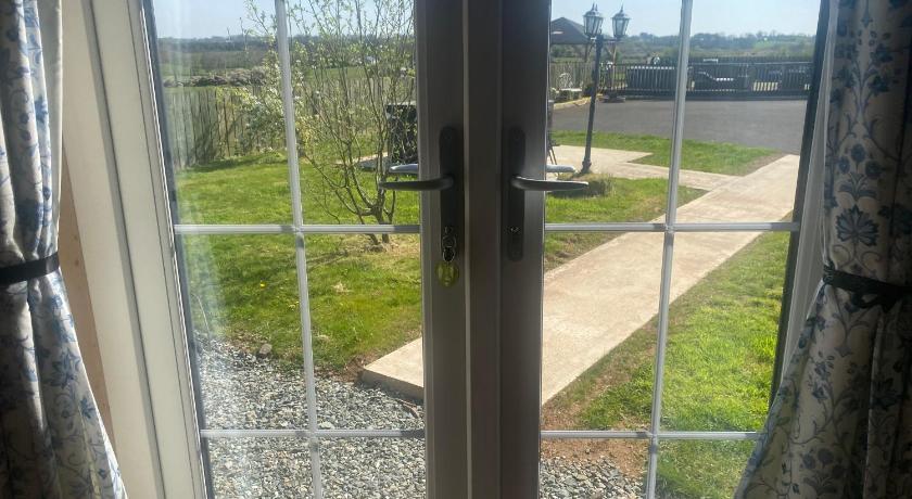 アッパーランズ Beehive retreat & Hot tub 2つ星 シングルルーム 外観