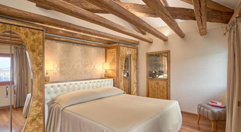 Image of Suite con vistas al Gran Canal (Grand Canal View Suite) 0