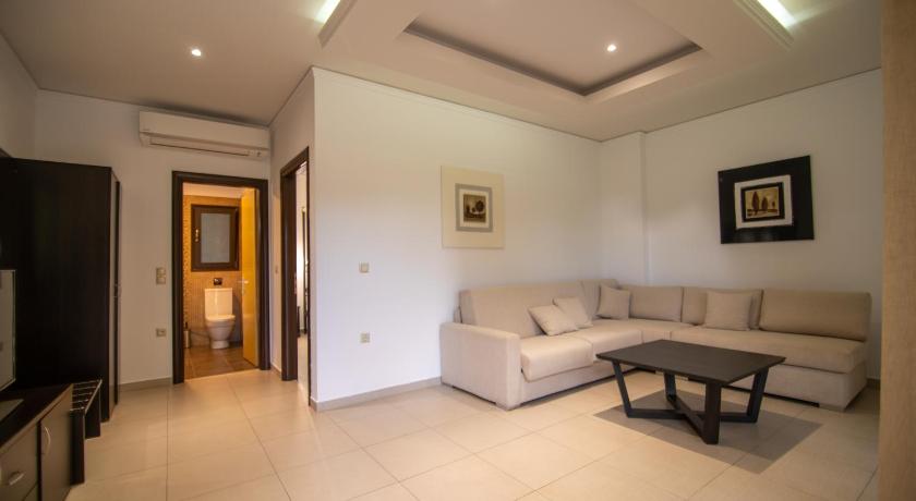 Image of One-Bedroom Suite 4