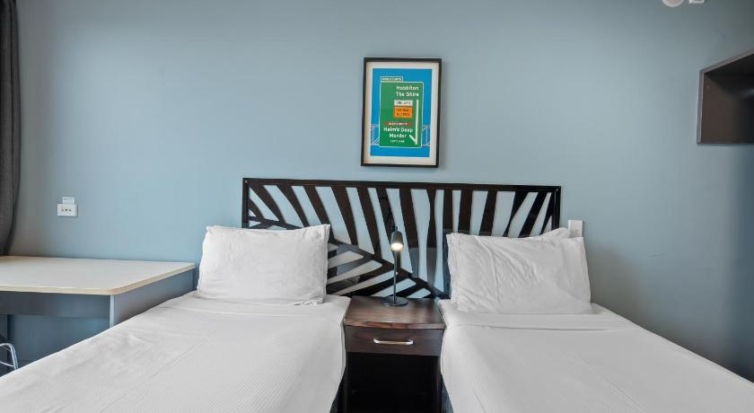 Image of Double Economy 9