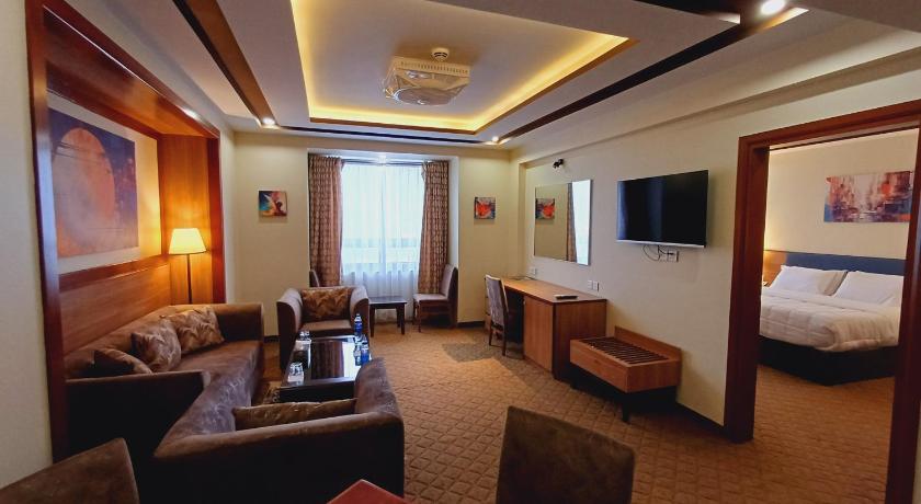 Image of Executive Suite 1