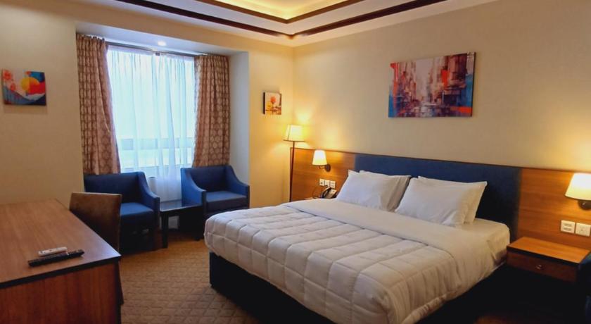 Image of Executive Suite 0