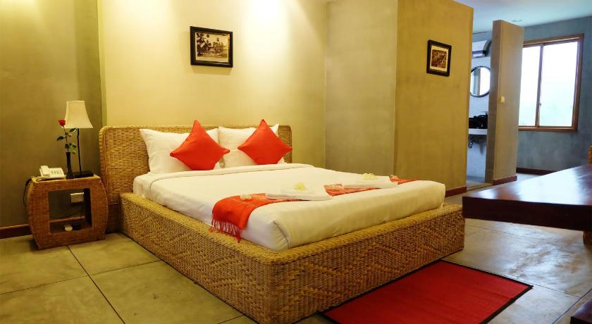 Image of King Suite with Balcony 7