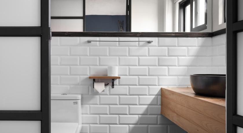 Image of Standard Double A 16