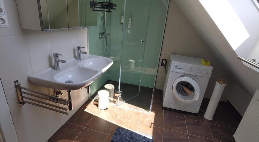 ロイドリング Apartment Altes Kino 4つ星 ゲストハウス スイート