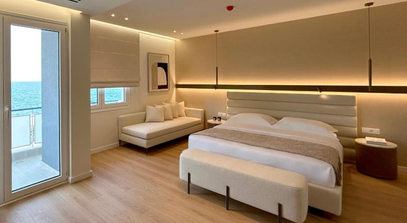 Luxury White Tower Suites