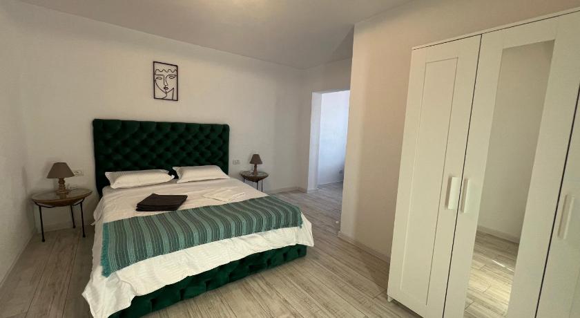 2 Mai Pensiunea AVAL 3-Star Hotel amenity