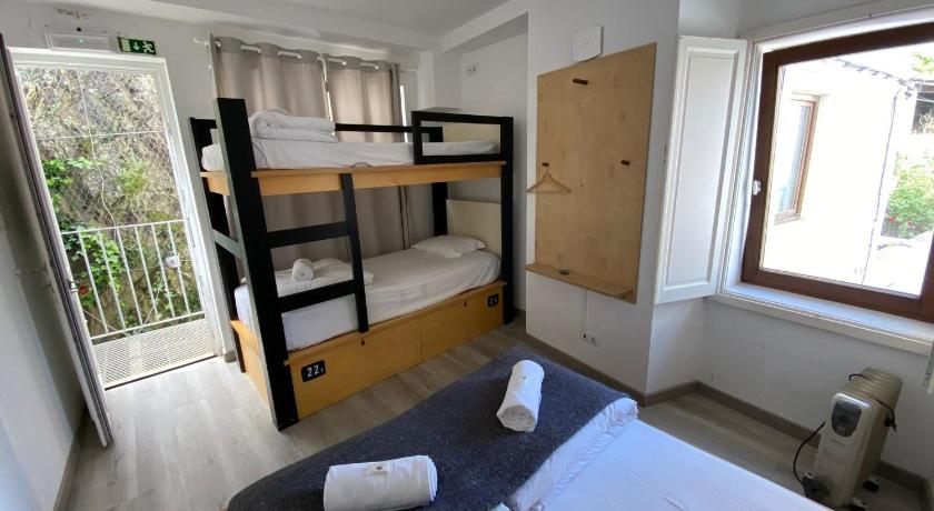 Image of Double Room with Extra Bed 3