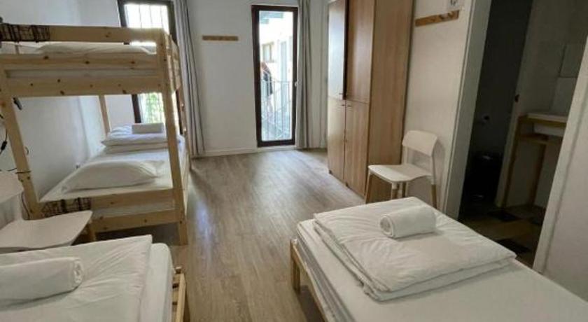 Image of Twin Room with Extra Bed 1