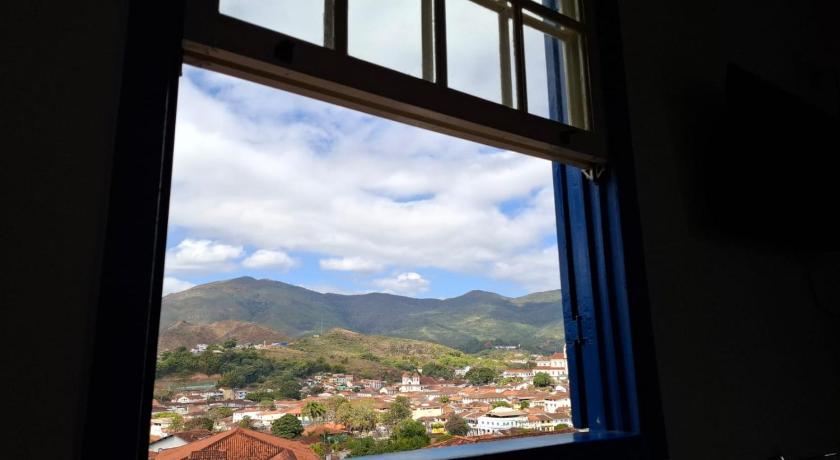 马里亚纳 Quarto Casal Simples 2星级 单人房 餐厅