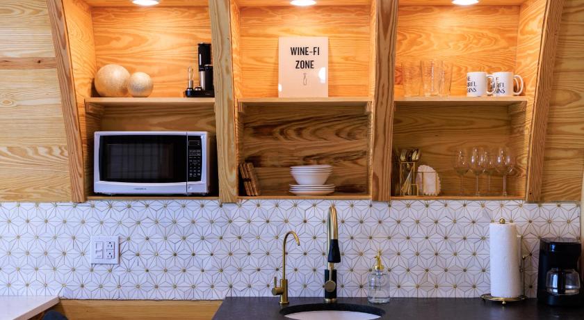 弗雷德里克斯堡 Romantic Chardonnay Wine Barrel Cabin 住宿 设施