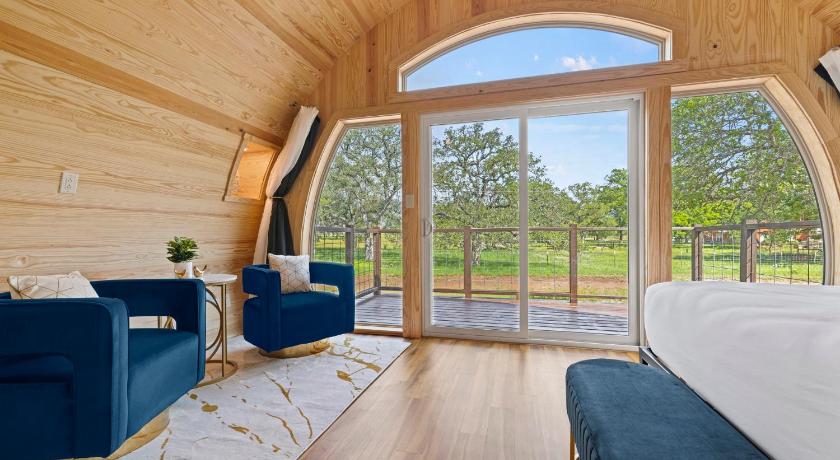 弗雷德里克斯堡 Romantic Chardonnay Wine Barrel Cabin 住宿 泳池