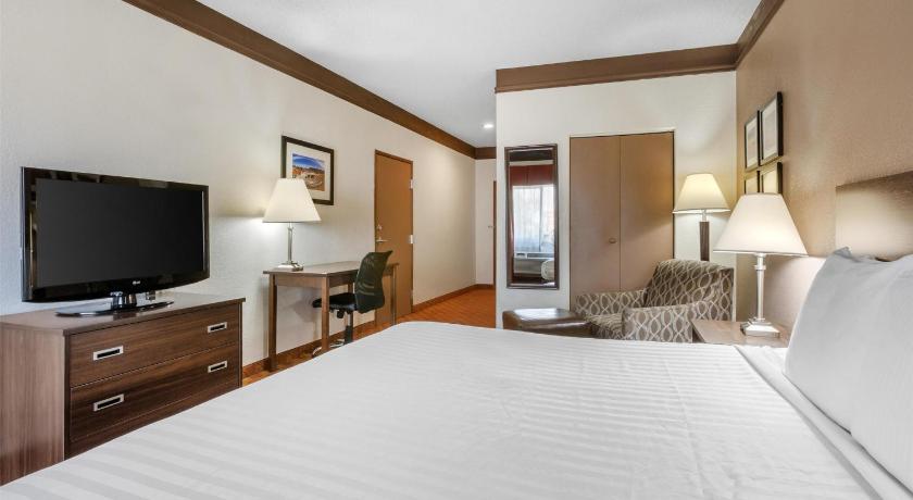 Best Western Tolleson Hotel - image 17