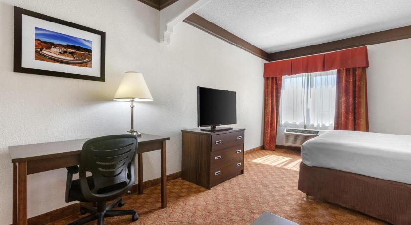 Best Western Tolleson Hotel - image 37