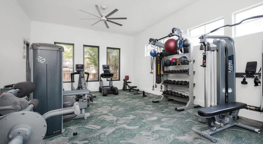 オースティン Boulevard Stays Tranquil 1BR King Suite Pool Parking & Gym 01 4つ星 宿泊施設 ロビー