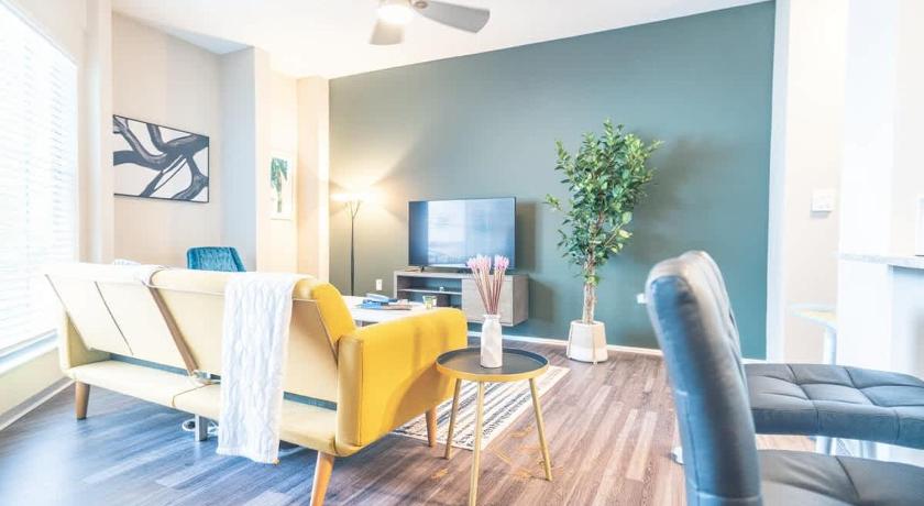 オースティン Boulevard Stays Tranquil 1BR King Suite Pool Parking & Gym 01 4つ星 宿泊施設 レストラン