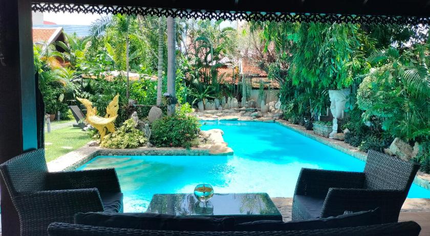 Le Prive - image 16