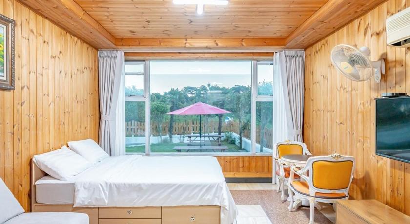 統営 Tongyeong Travel Guest Pension 2つ星 ゲストハウス プール