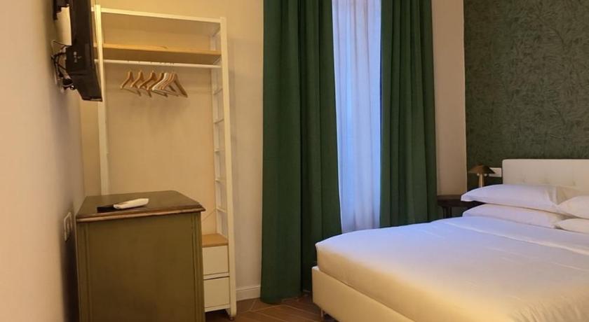 ローマ Lui & Gio Luxury Suite 4つ星 ホテル レストラン