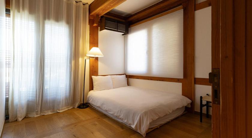 Seoul Hanok Khaki, Eunpyeong Hanok Village Accommodation suite