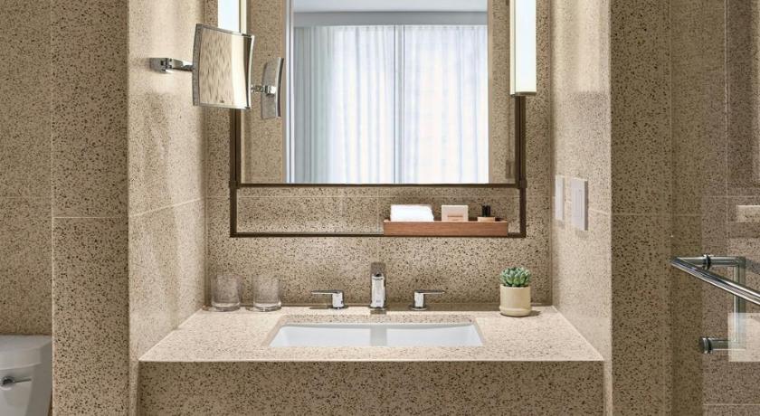 Image of King City View W/Balcony, Guest room, 1 King 2