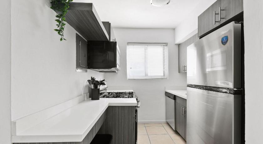 Miami Beach Harding Apartments by Andes STR 3-Star Accommodation exterior