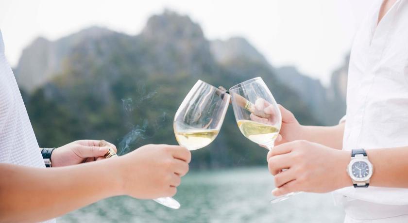 Luxury Yacht Ha Long Bay - Vietyacht Club - image 6