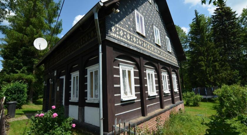 Image of Five-Bedroom Holiday Home 11