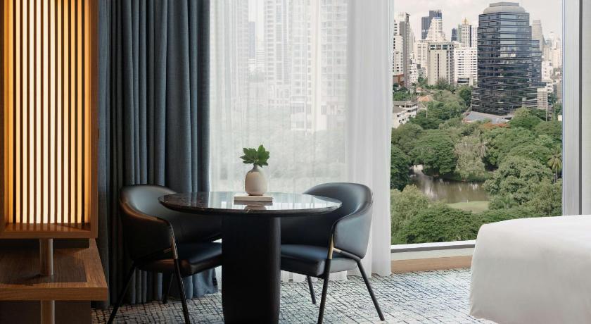Image of Embassy Suite 0