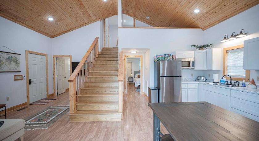 맥민빌 (TN) Light And Bright Cabin Close To Pates Ford Marina 4성급 숙소 로비