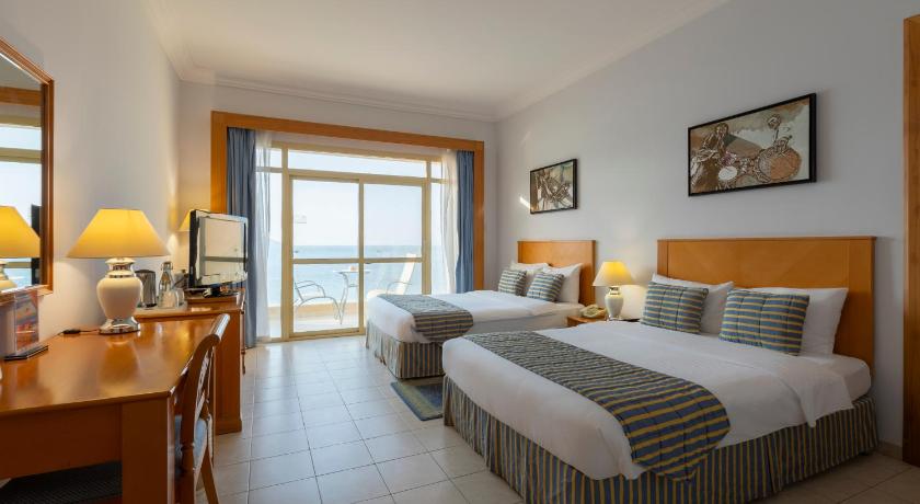 Image of Deluxe Sea View Twin 0